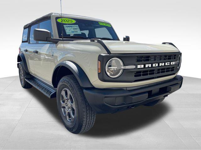 2025 Ford Bronco - $38,700