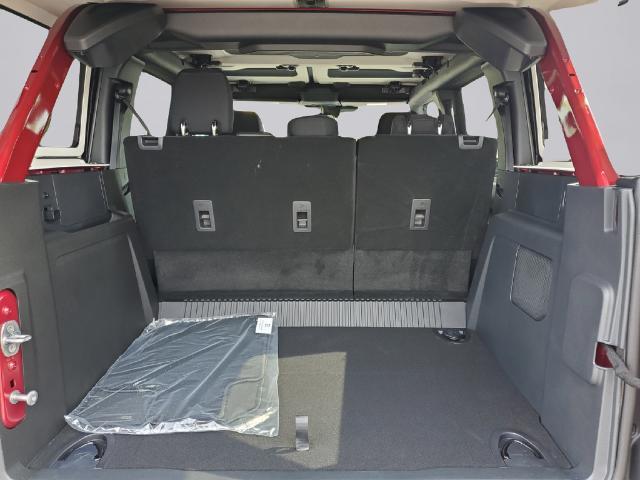 2025 Ford Bronco - $42,622