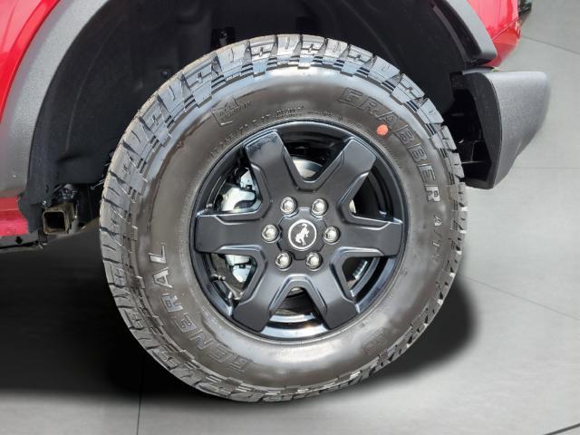 2025 Ford Bronco - $42,622