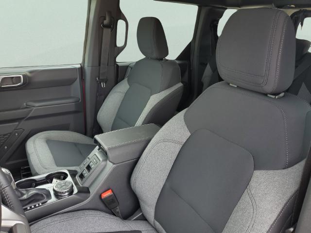 2025 Ford Bronco - $42,622