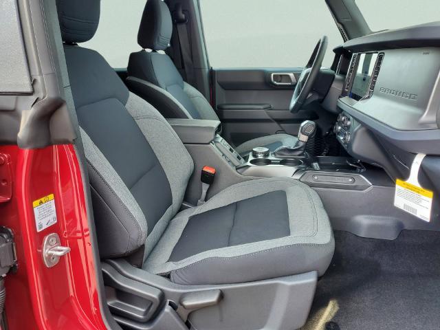 2025 Ford Bronco - $42,622