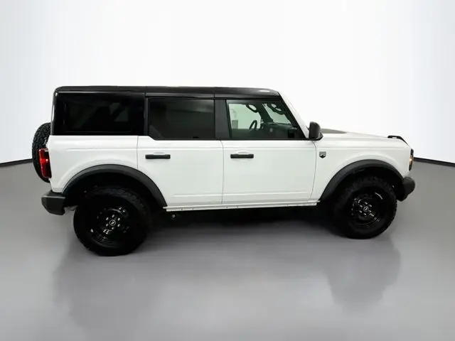 2026 Ford Bronco - $44,212
