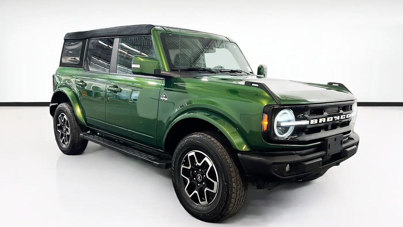 2024 Ford Bronco Outer Banks