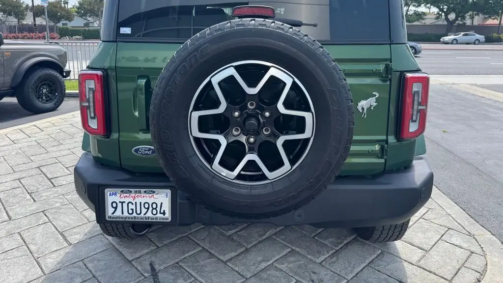 2025 Ford Bronco Outer Banks