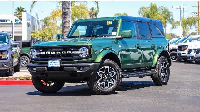 Preowned 2025 Ford Bronco Outer Banks for Sale