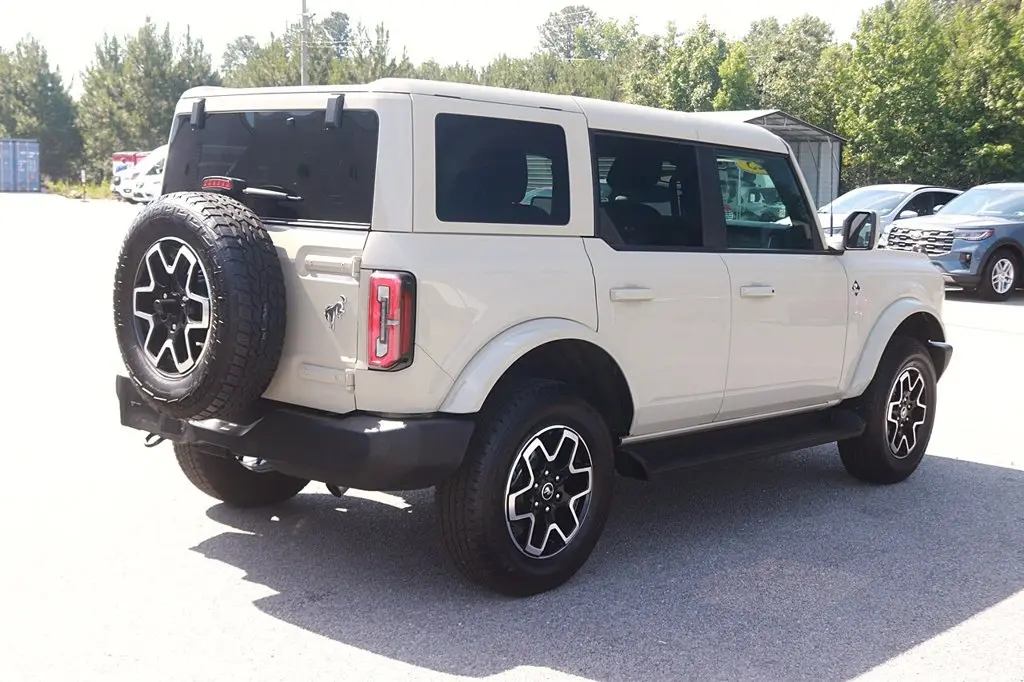 2025 Ford Bronco - $46,461