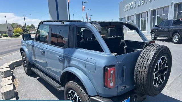 2024 Ford Bronco Outer Banks