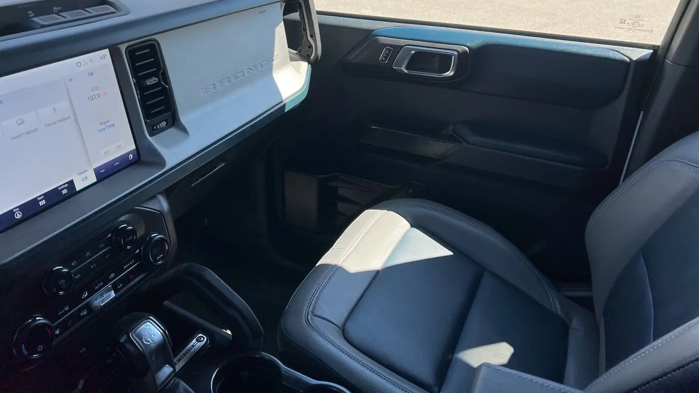 2024 Ford Bronco Outer Banks