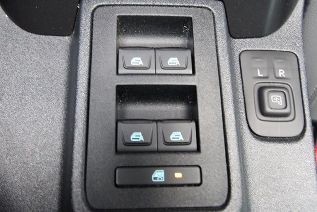 2024 Ford Bronco - $43,800