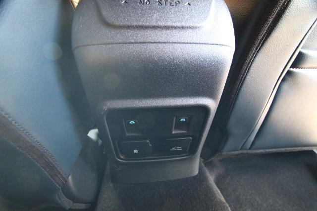 2024 Ford Bronco - $43,800