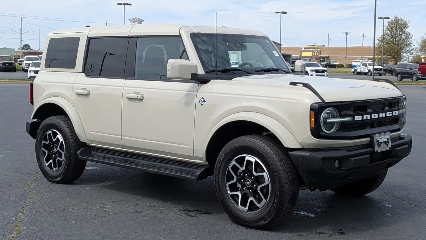 Preowned 2025 Ford Bronco Outer Banks for Sale