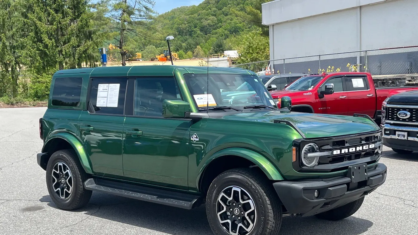Preowned 2025 Ford Bronco Outer Banks for Sale