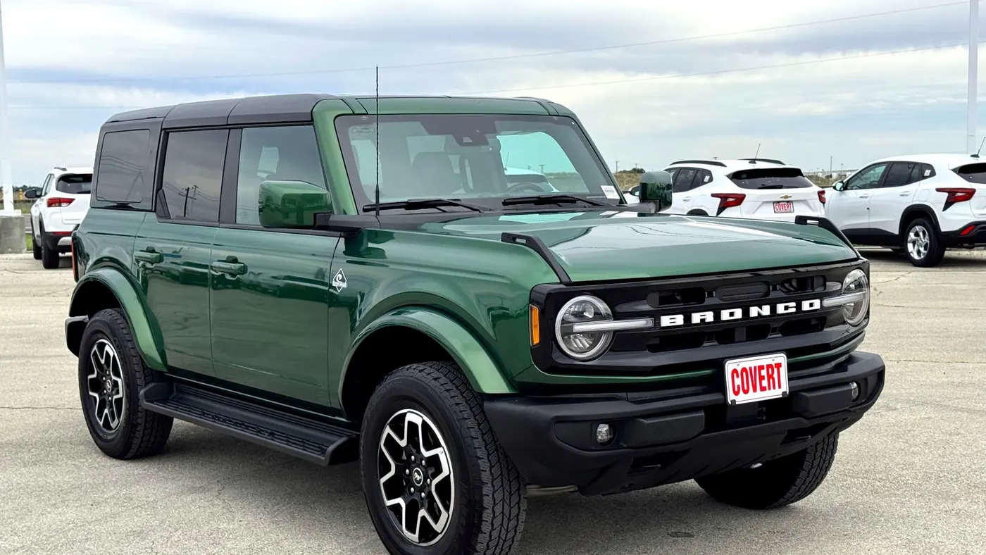 2025 Ford Bronco Outer Banks