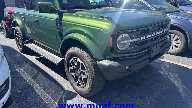 2025 Ford Bronco Outer Banks