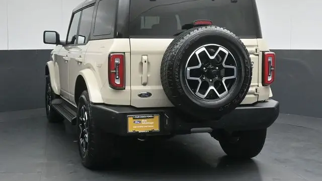 2025 Ford Bronco Outer Banks