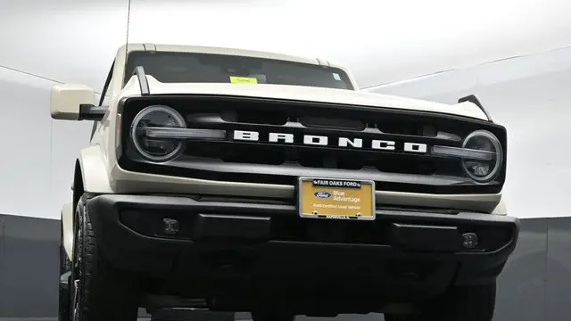 2025 Ford Bronco Outer Banks