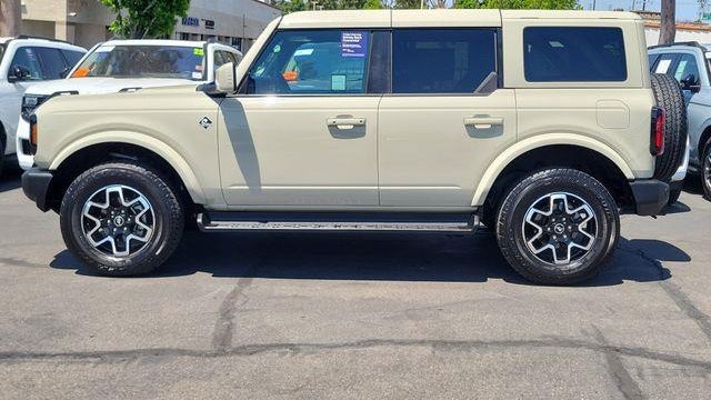 2025 Ford Bronco Outer Banks