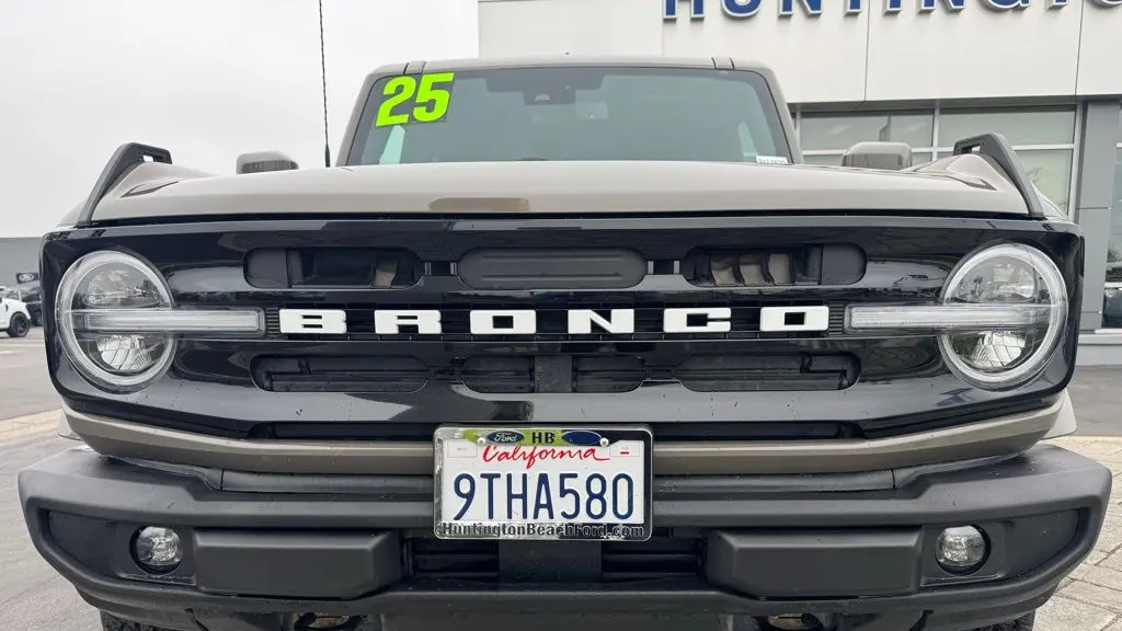 2025 Ford Bronco Outer Banks