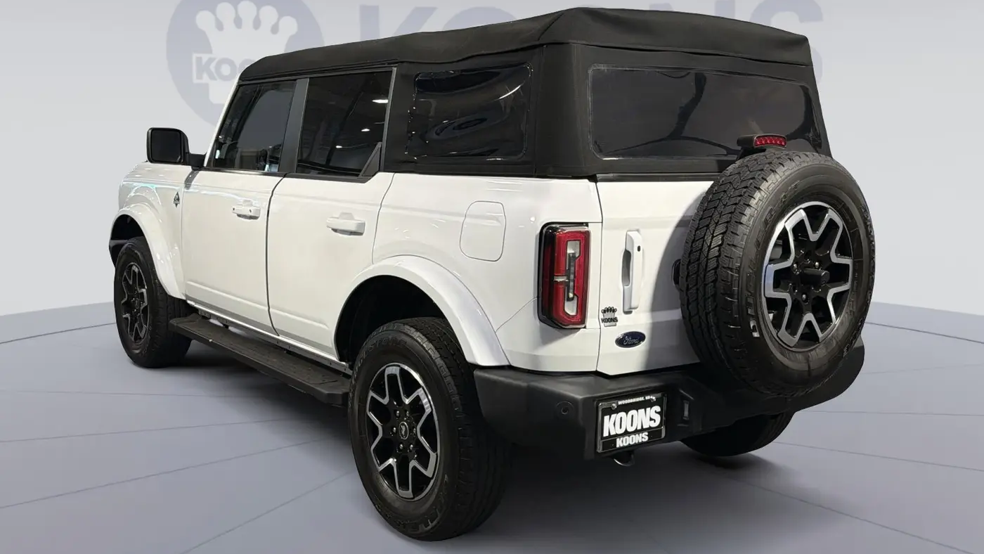 2024 Ford Bronco Outer Banks