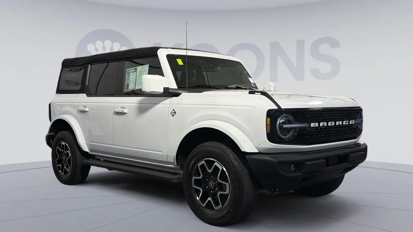 2024 Ford Bronco Outer Banks