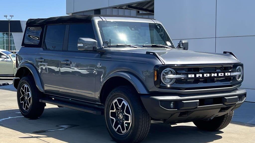Preowned 2024 Ford Bronco Outer Banks for Sale