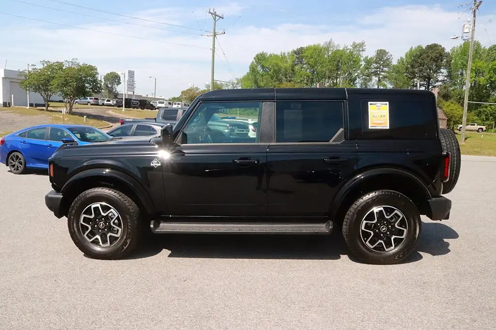 2025 Ford Bronco - $45,997