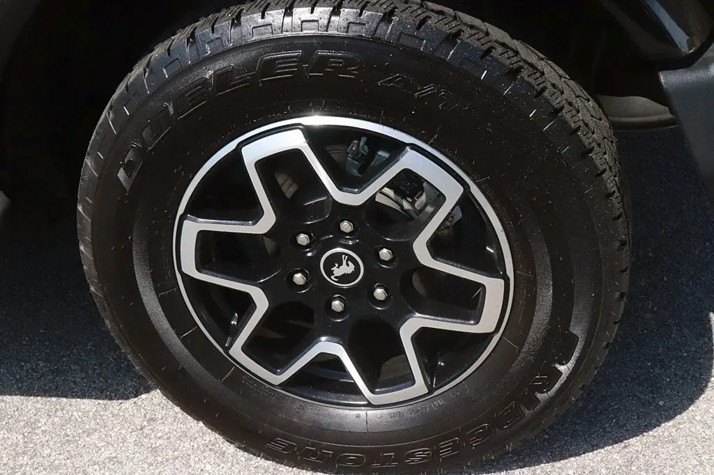 2025 Ford Bronco - $45,997