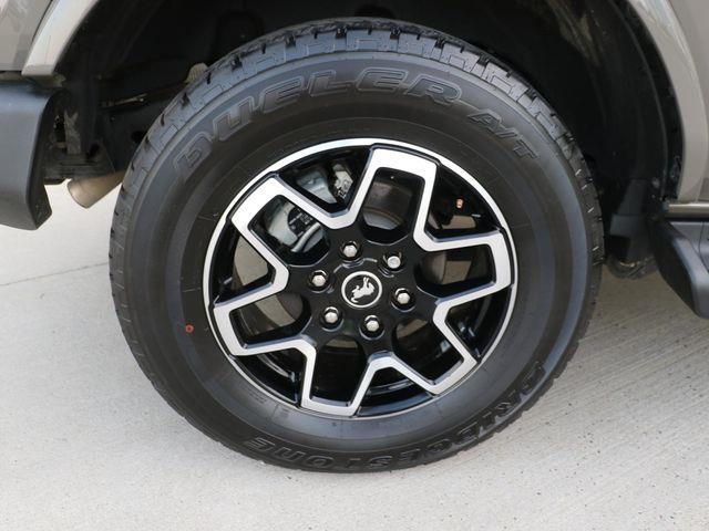2025 Ford Bronco - $43,964