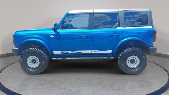 2024 Ford Bronco Outer Banks