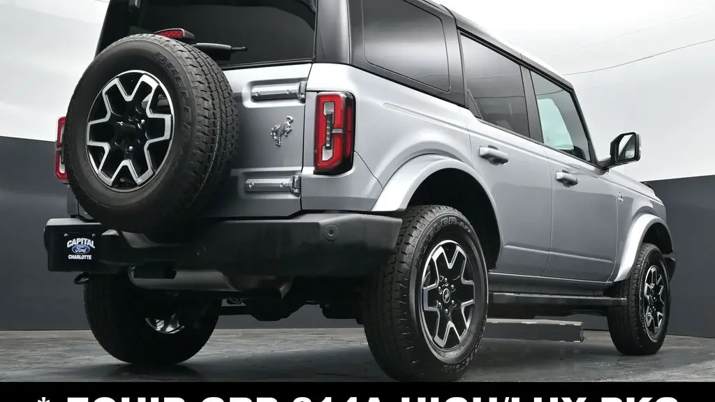 2024 Ford Bronco Outer Banks