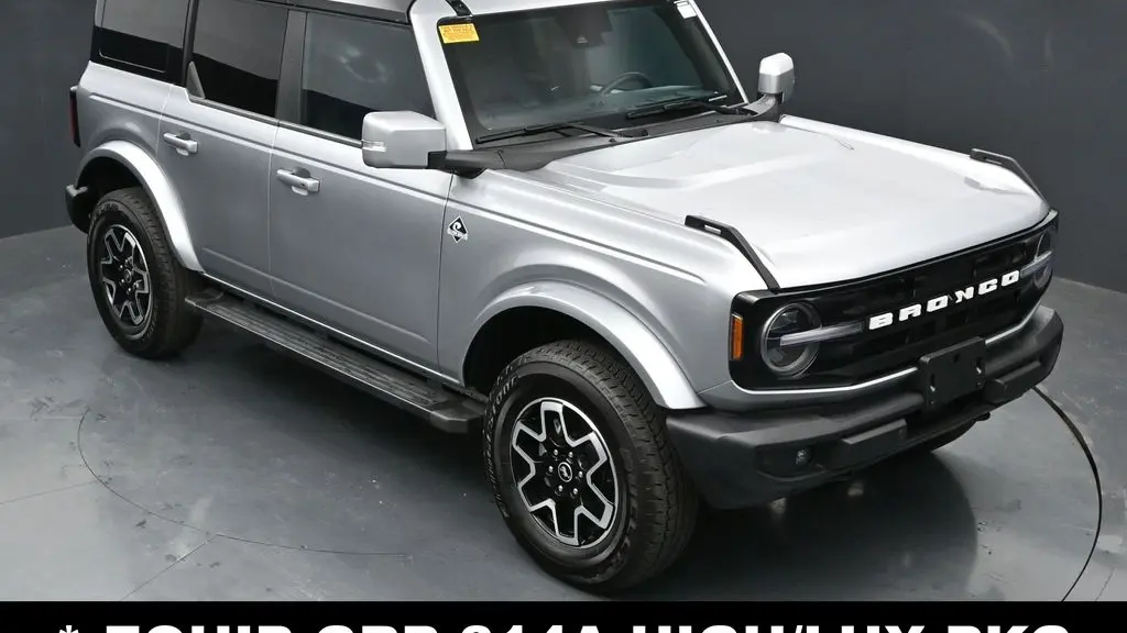 2024 Ford Bronco Outer Banks