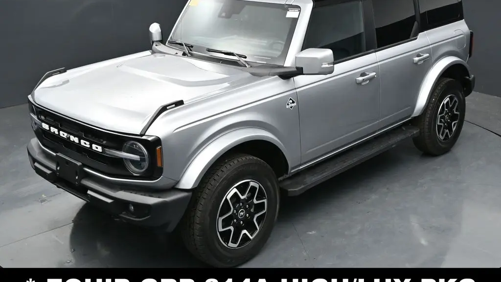 2024 Ford Bronco Outer Banks