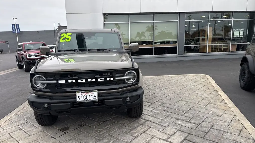 2025 Ford Bronco Outer Banks