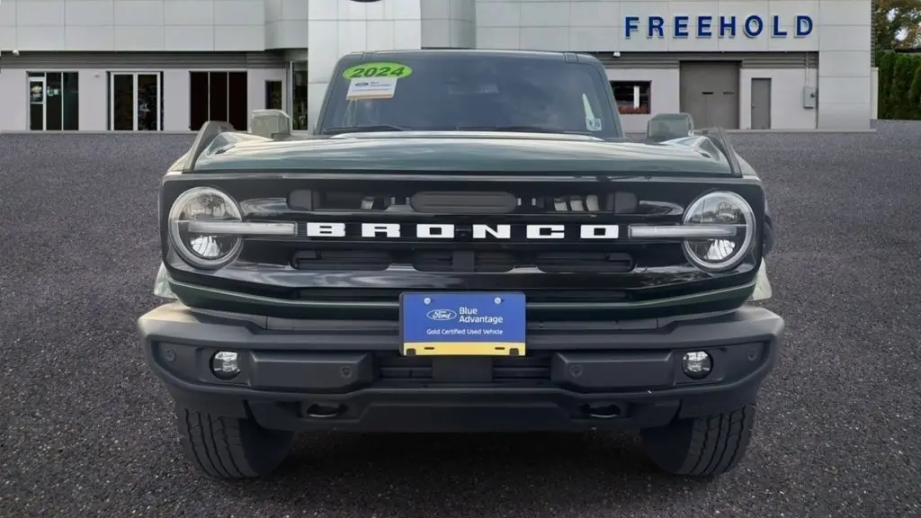 2024 Ford Bronco Outer Banks