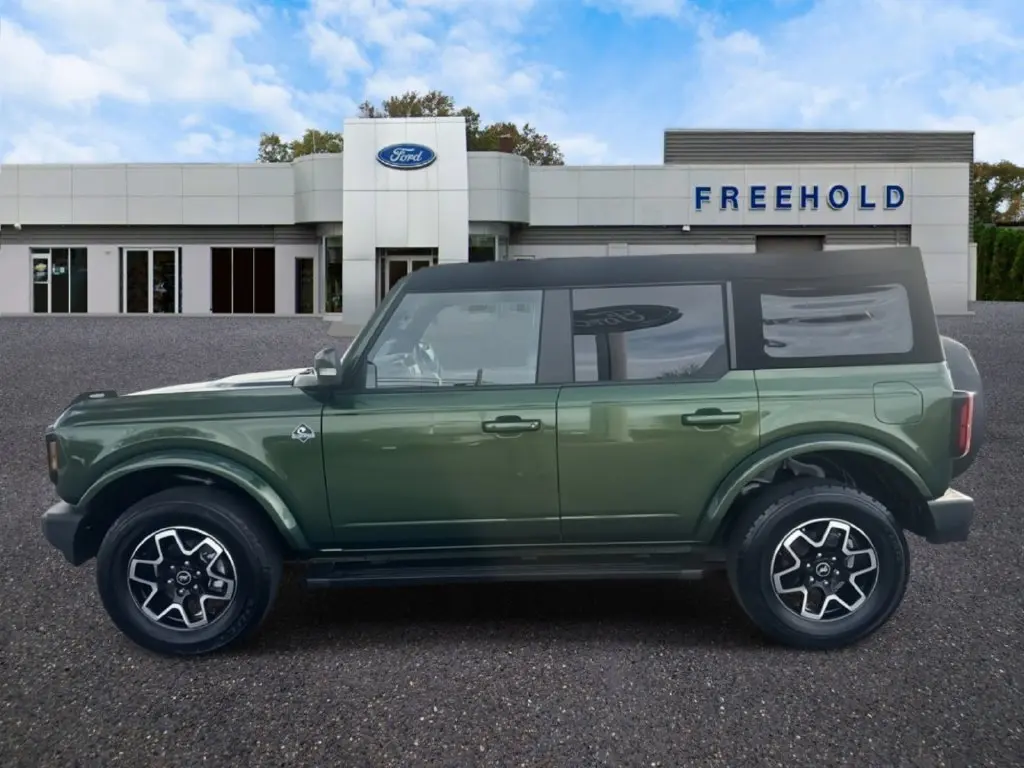 2024 Ford Bronco - $42,995