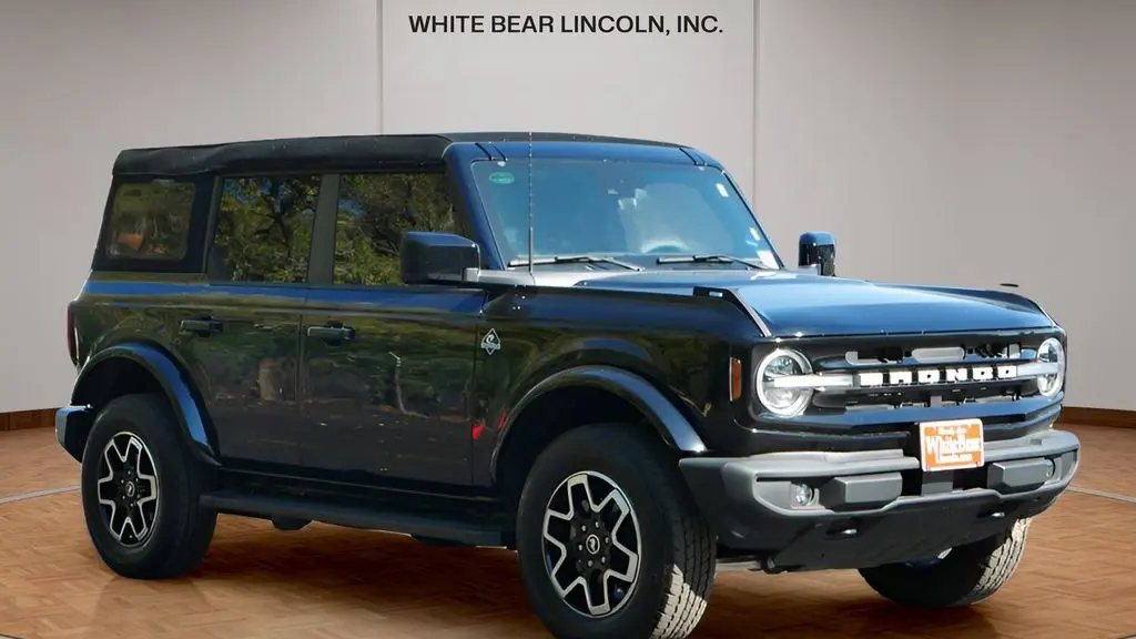 2024 Ford Bronco Outer Banks