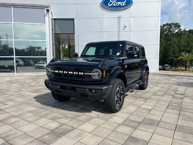 2024 Ford Bronco Outer Banks — photo 1 of 24