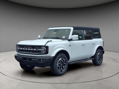 2024 Ford Bronco 4X4 Outer Banks 4DR SUV