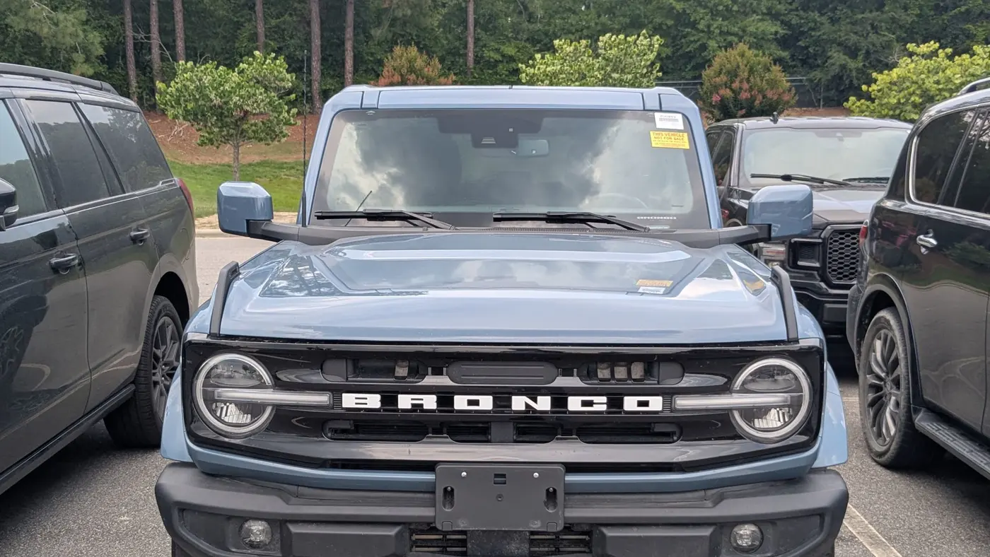 2025 Ford Bronco Outer Banks