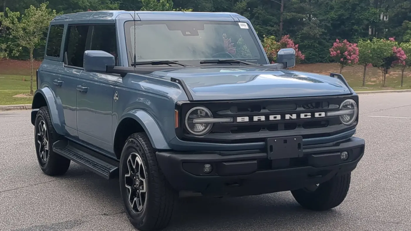 2025 Ford Bronco Outer Banks