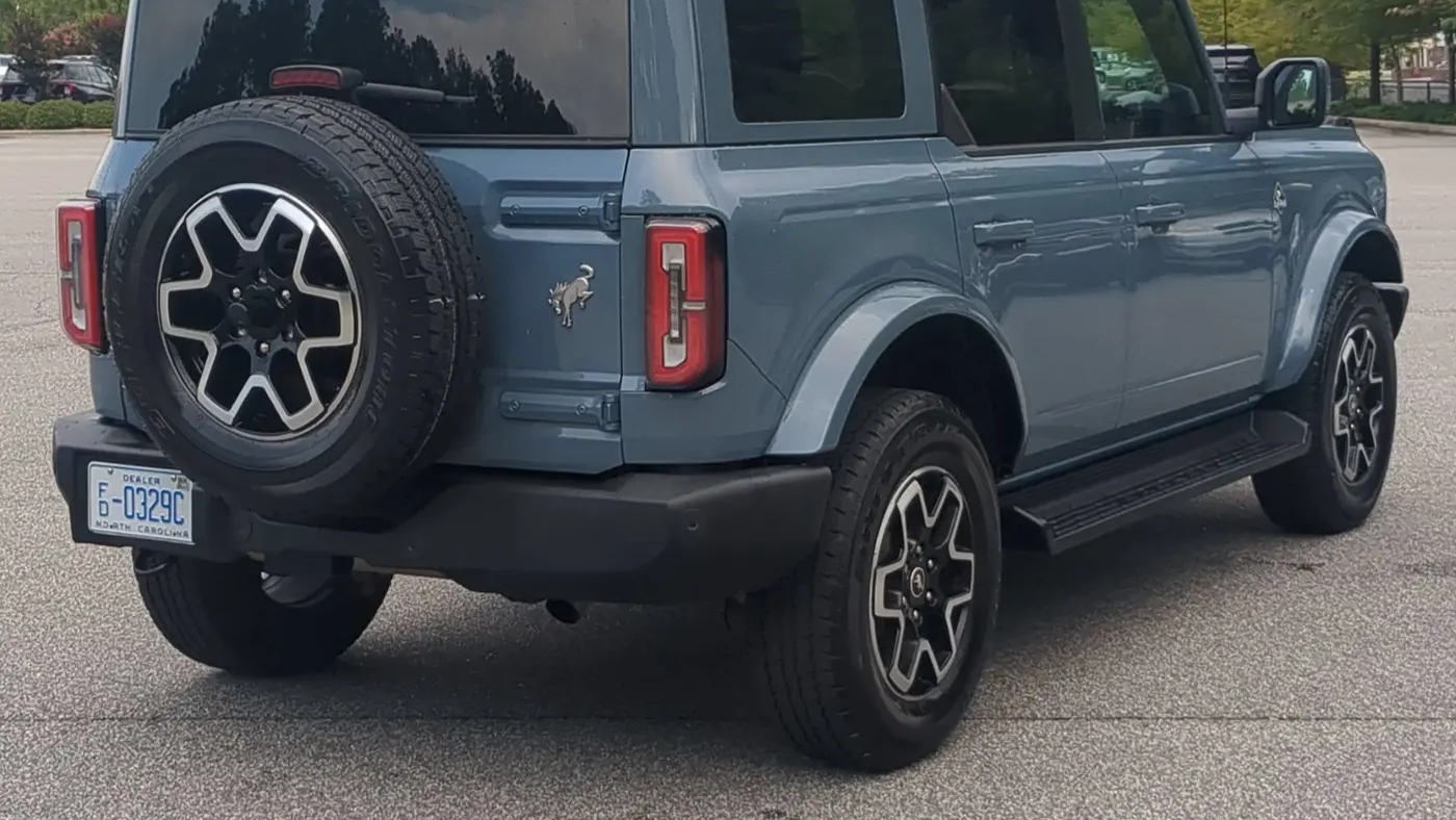 2025 Ford Bronco Outer Banks
