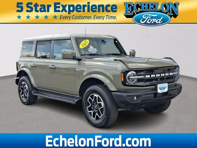 2025 Ford Bronco - $42,797