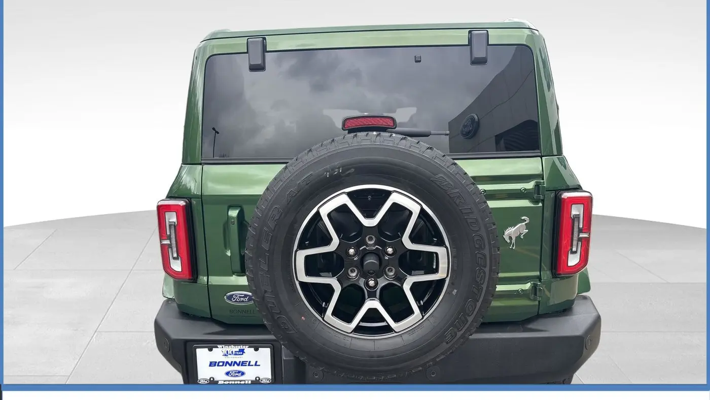 2025 Ford Bronco Outer Banks