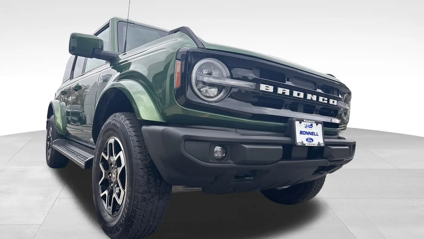 2025 Ford Bronco Outer Banks
