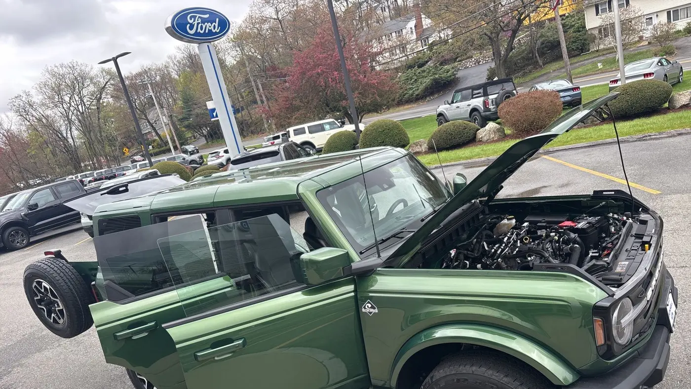2025 Ford Bronco Outer Banks