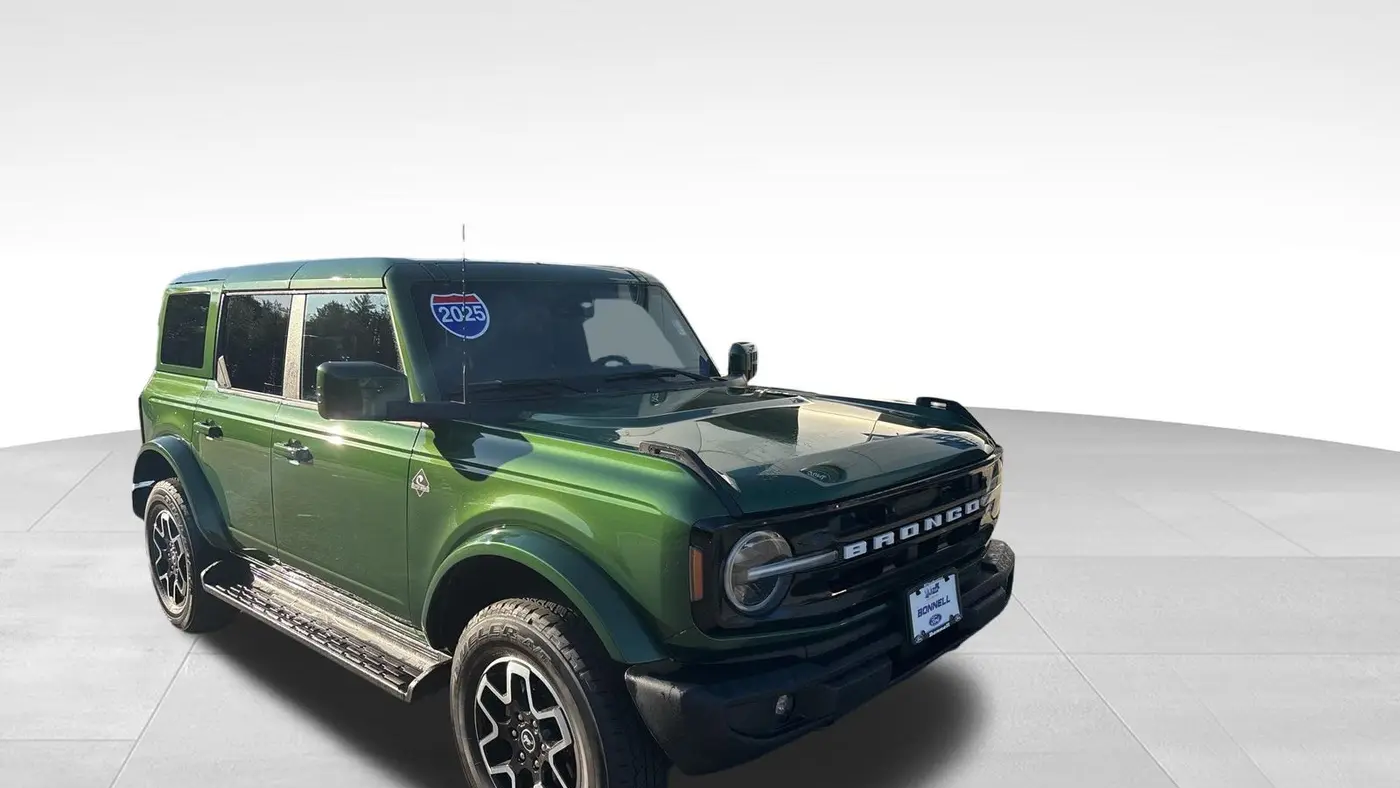 2025 Ford Bronco Outer Banks