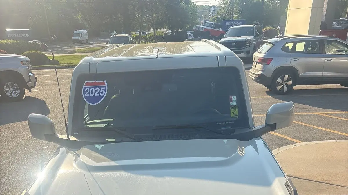 2025 Ford Bronco Outer Banks
