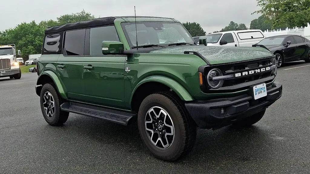 Preowned 2025 Ford Bronco Outer Banks for Sale