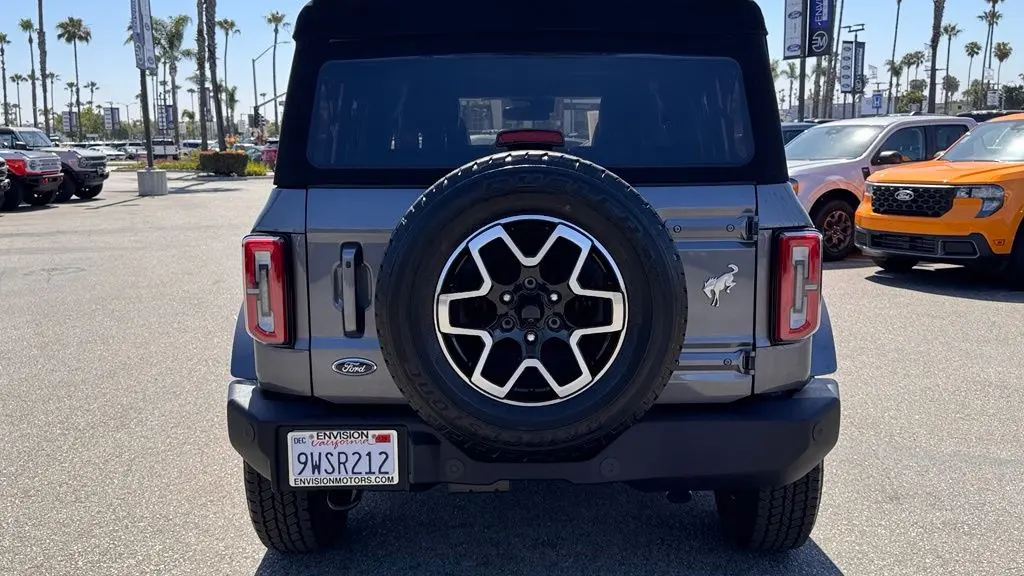 2024 Ford Bronco Outer Banks