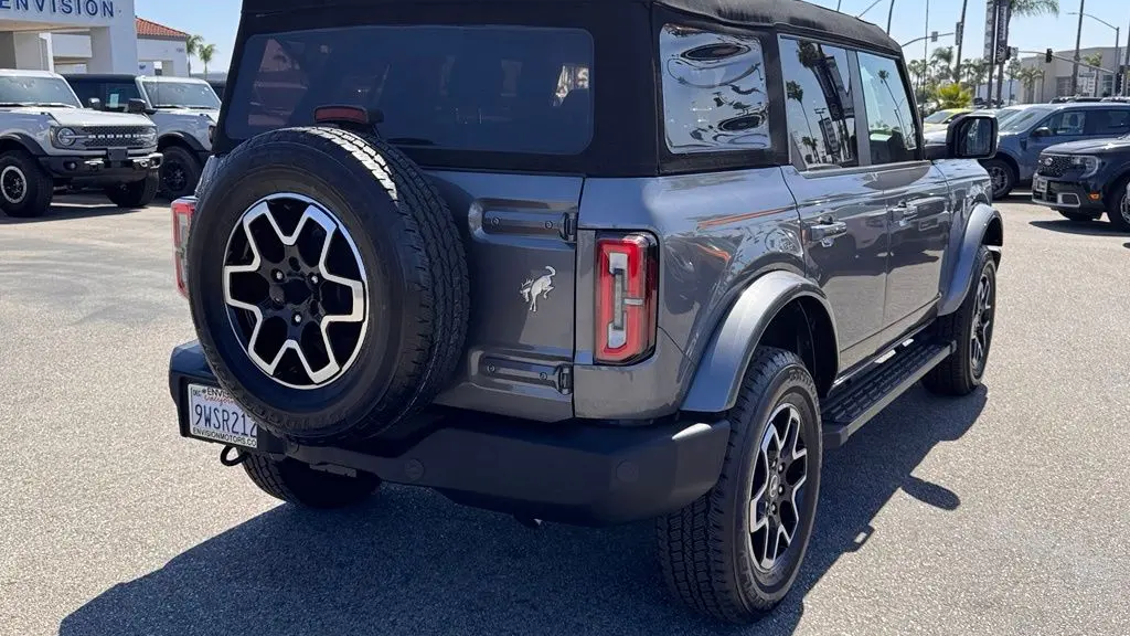 2024 Ford Bronco Outer Banks